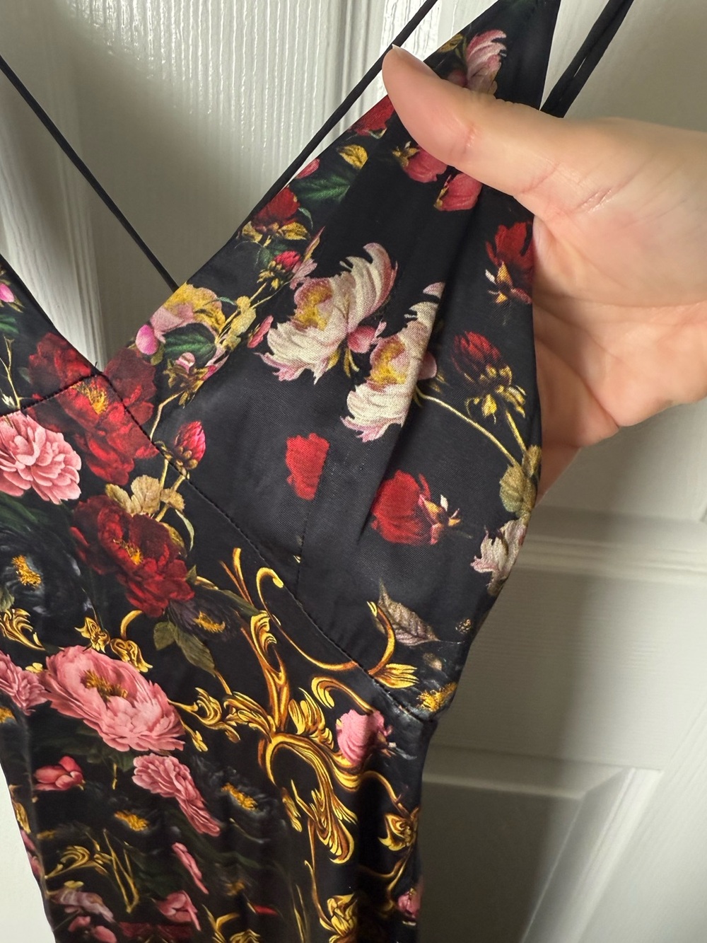 Alice + Olivia Milta Mermaid Slip Dress in Evermore Floral 0 - Picture 5 of 15